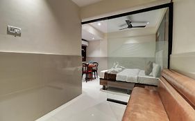 New Parimeet Residency